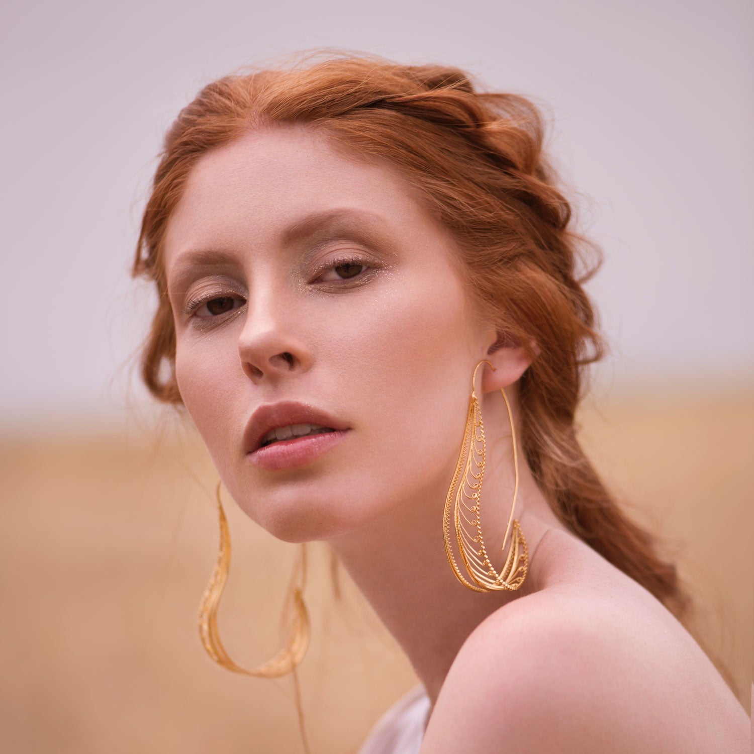 Pendientes de filigrana momposina en plata chapados en oro de 24 kilates. Parte de la colección FW'19 ELYSIA,Filigree Jewelry. #IAMDAILA.