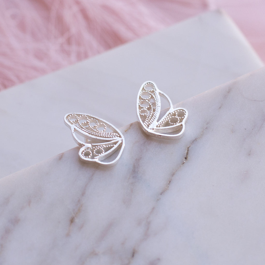 Pendientes botón Mini Media Mariposa en Filigrana de Mompox