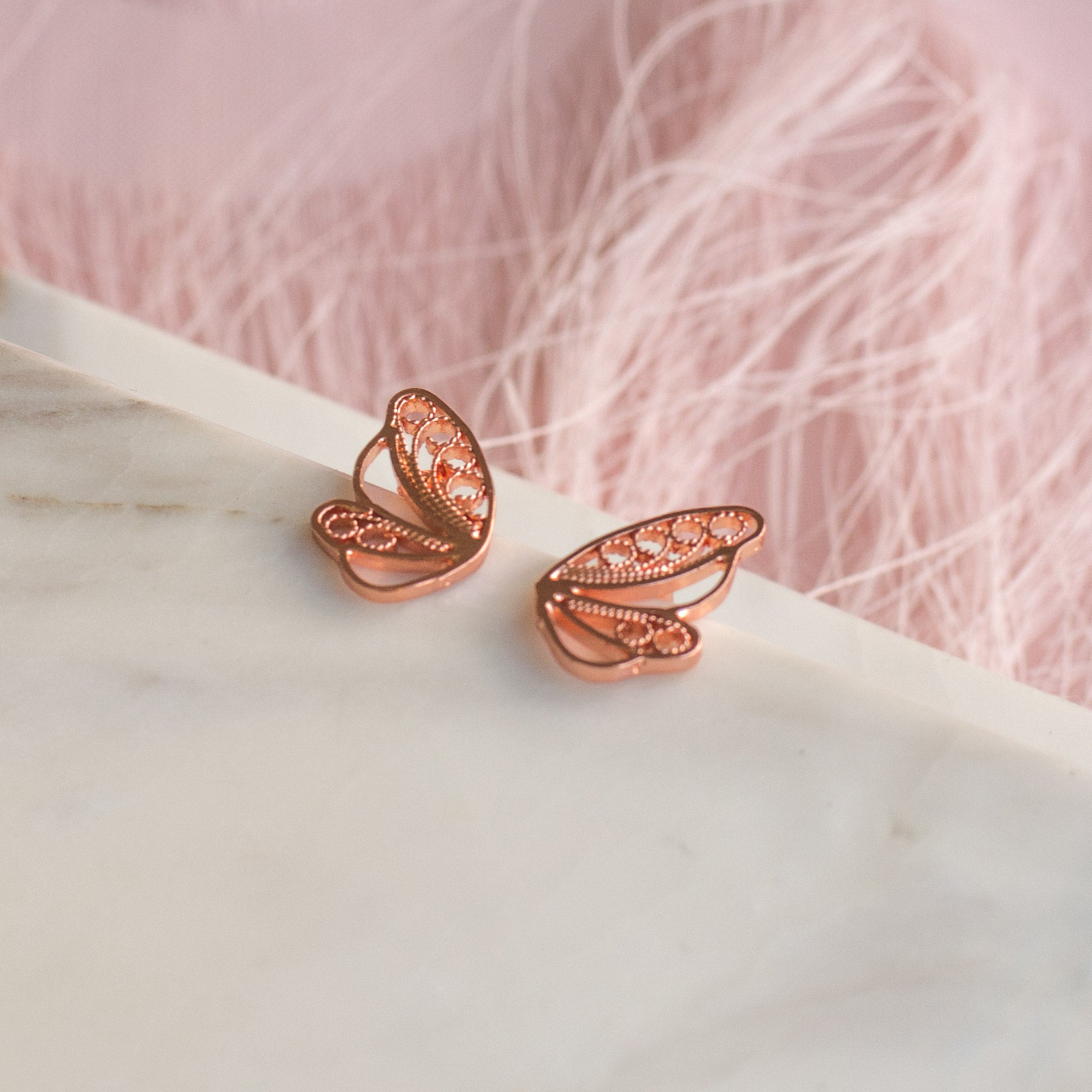 Pendientes botón Mini Media Mariposa en Filigrana de Mompox