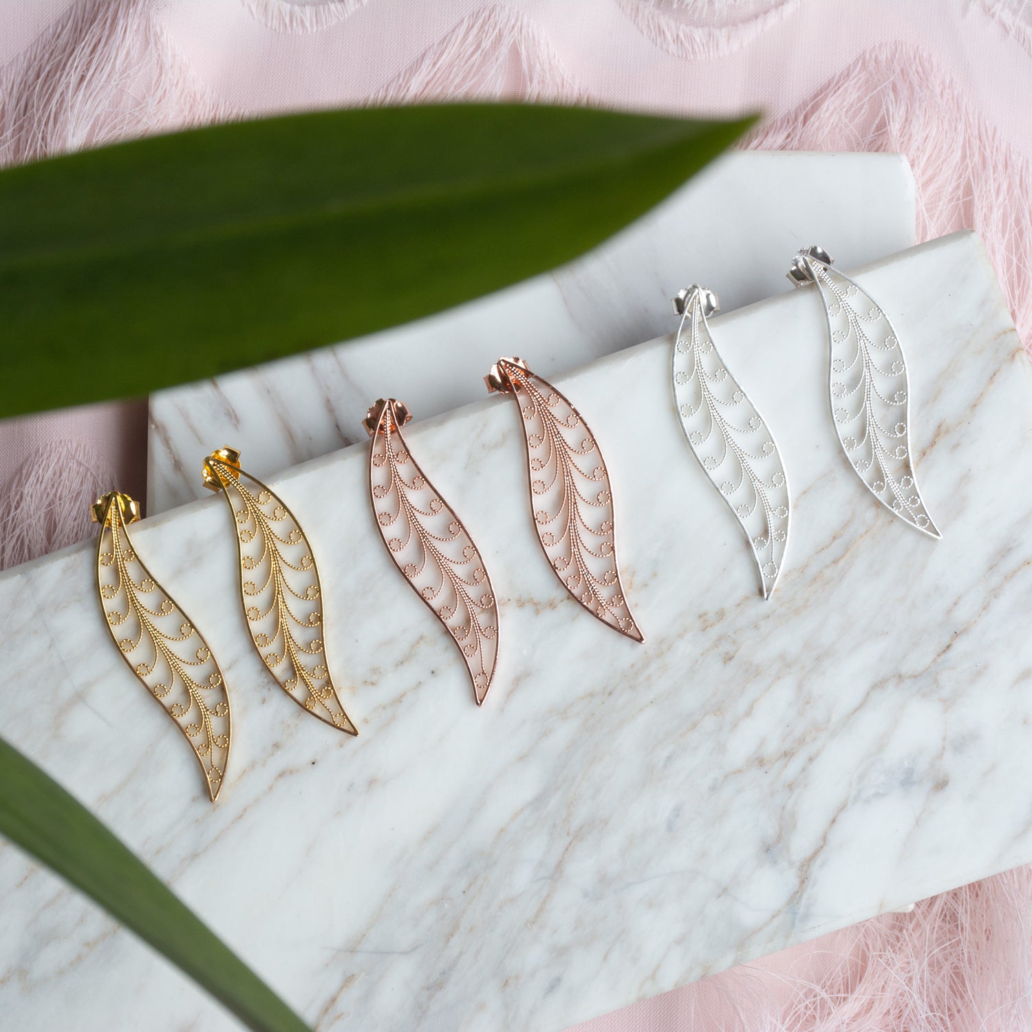 Pendientes de Filigrana Momposina en Plata chapados en Oro de 24 kilates. Filigree Jewelry #IAMDAILA