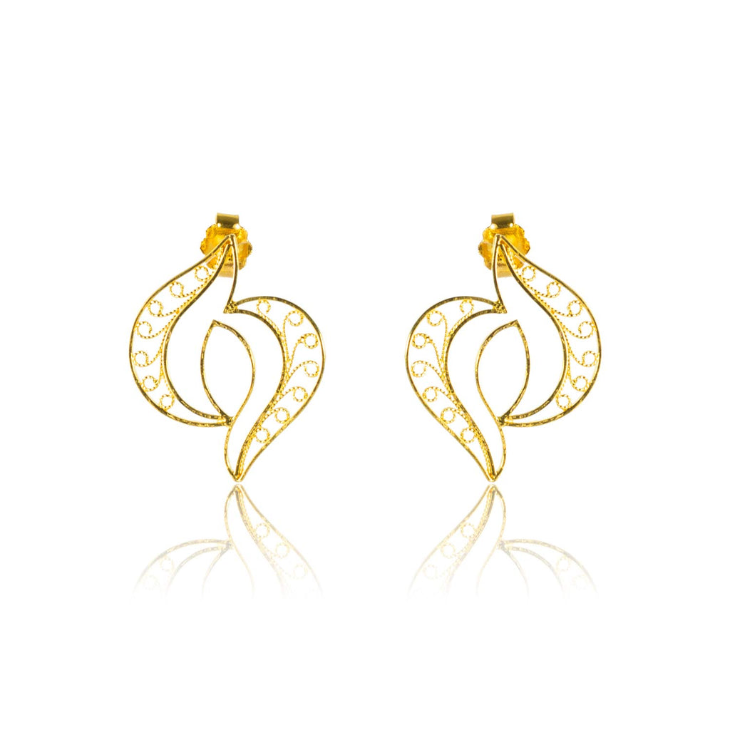 Pendientes de Filigrana Momposina en plata chapados en oro de 24 kilates. Filigree Jewelry #IAMDAILA