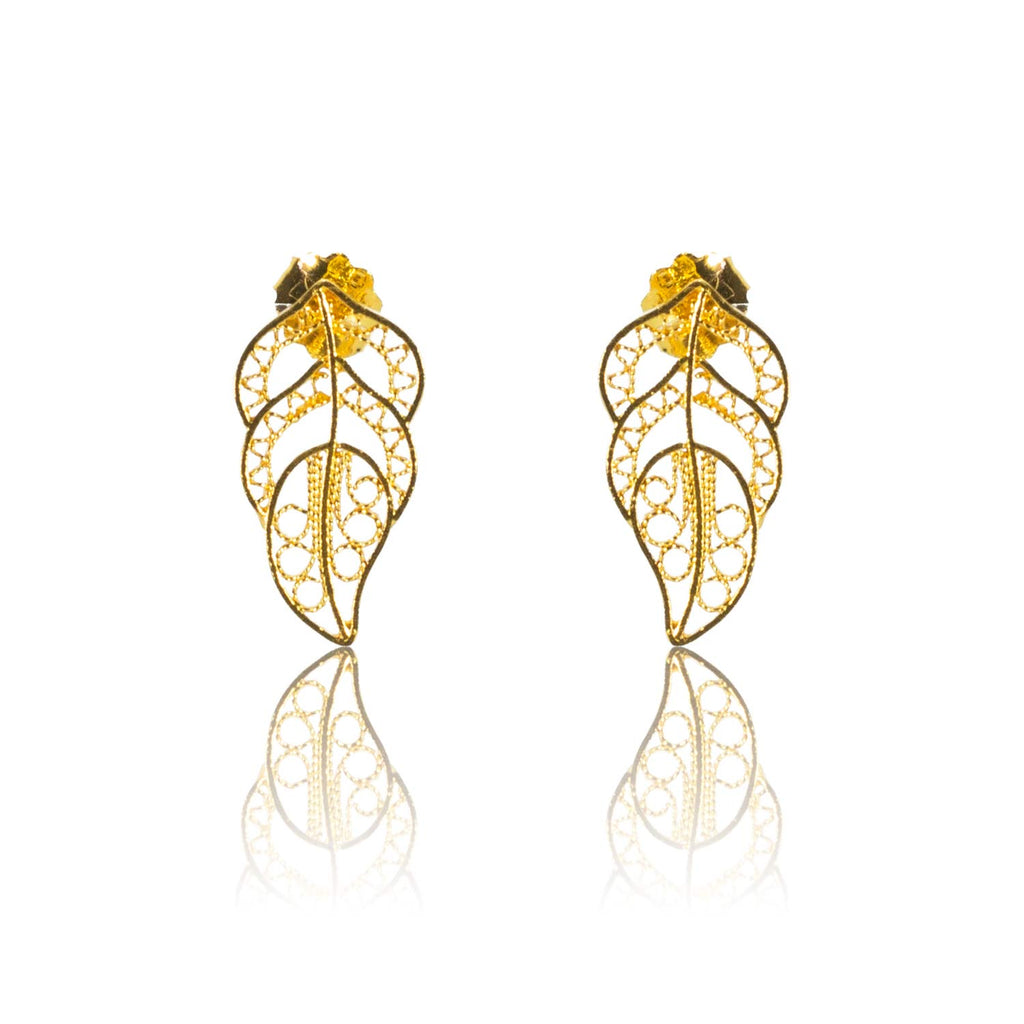 Pendientes en filigrana momposina elaborados en plata 9.80 con chapado en oro de 24 kilates u oro rosado y protección en laca cataforética