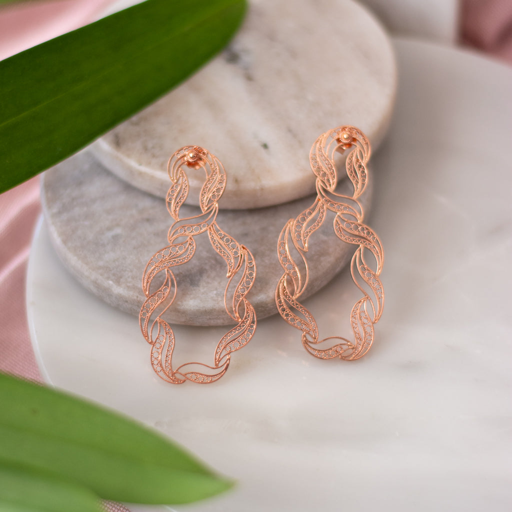 Pendientes de filigrana Momposina en plata chapados en Oro de 24 kilates. Filigree Jewelry #IAMDAILA
